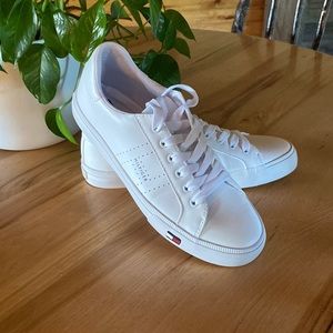 Tommy Hilfiger shoes